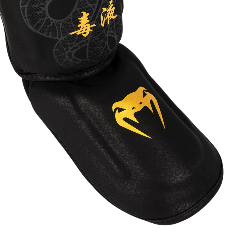 Venum Shin Guards Serpenti Black/Silver/Gold