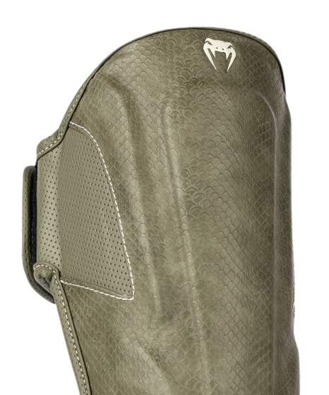 Venum Kickboxing Set Impact Evo Scales Green