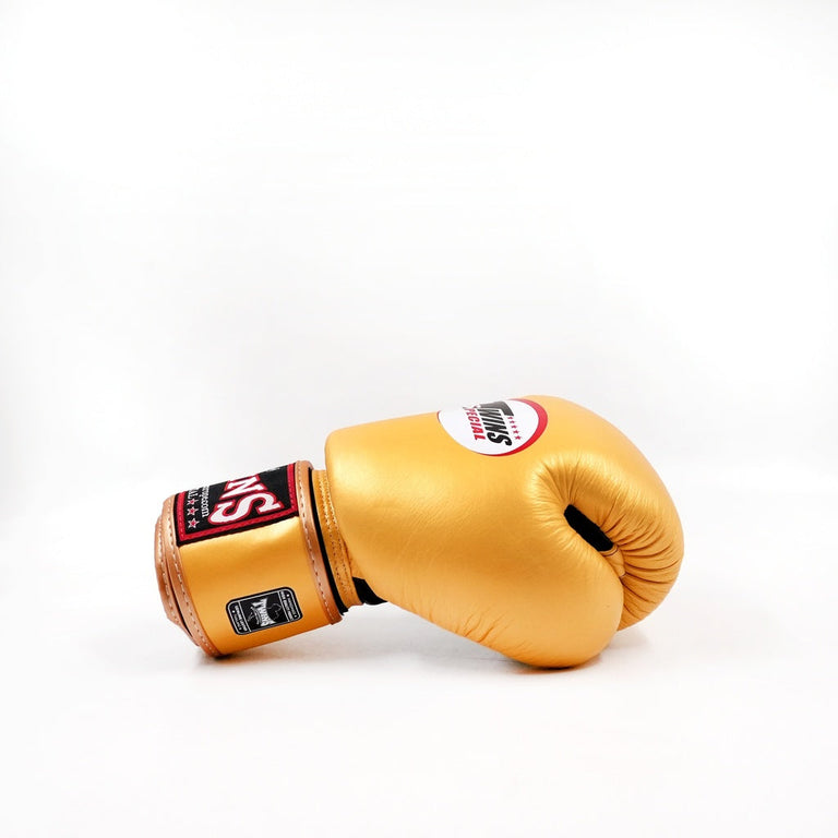 Twins Boxing gloves BGVL 3 AIR Black/Gold