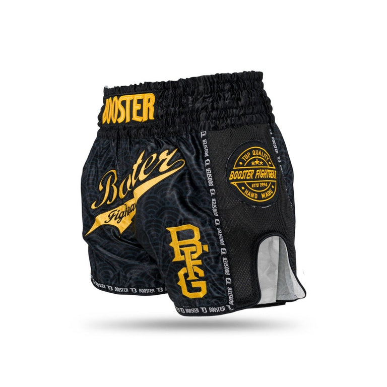 Booster Kickboxing shorts TBT Slugger Wave Black/Gold