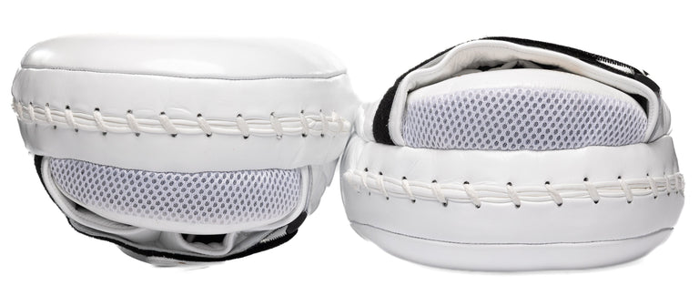 Hit N Move Mega Turtle Handpads White