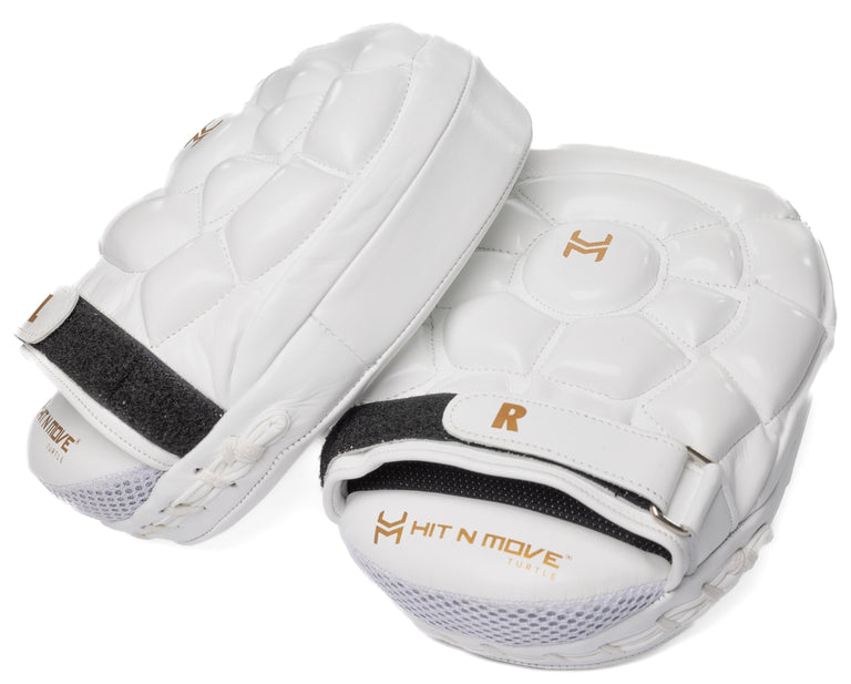 Hit N Move Turtle Handpads White