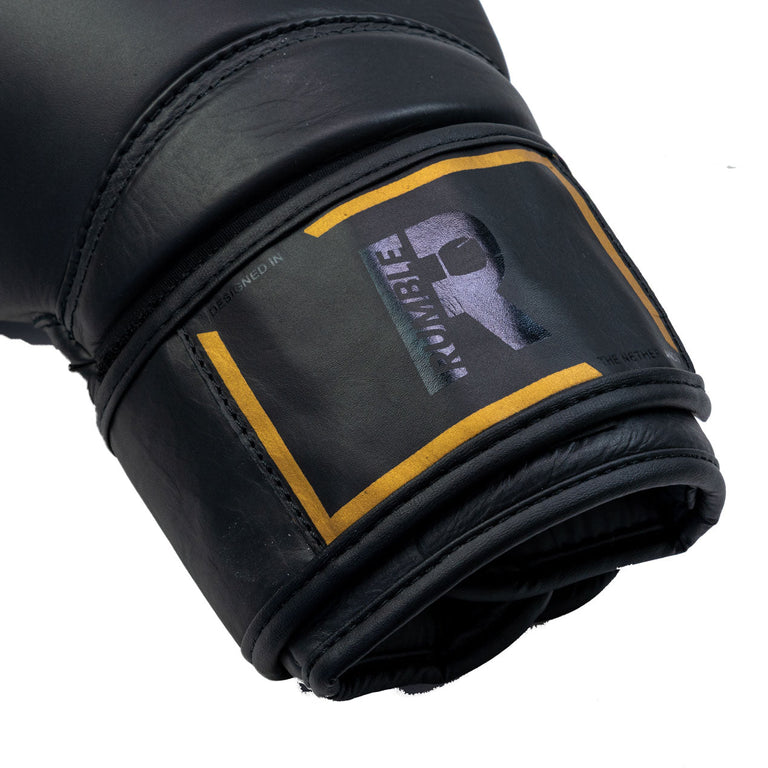 Rumble Competition Boxing Gloves Black/Gold