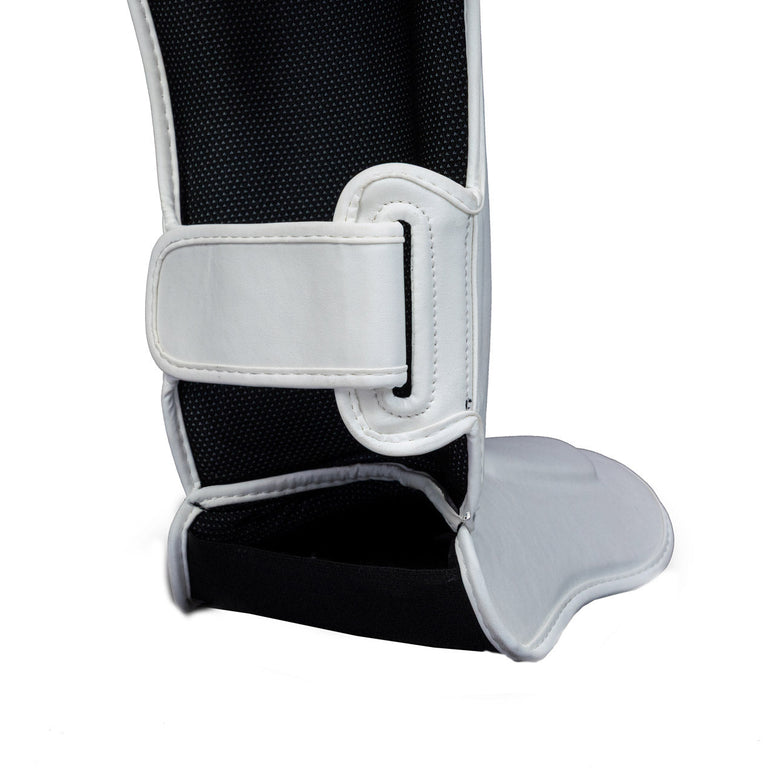 Rumble Shin guards R-Line Pro White
