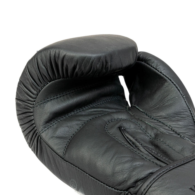 Rumble Boxing gloves Winner Limited Black