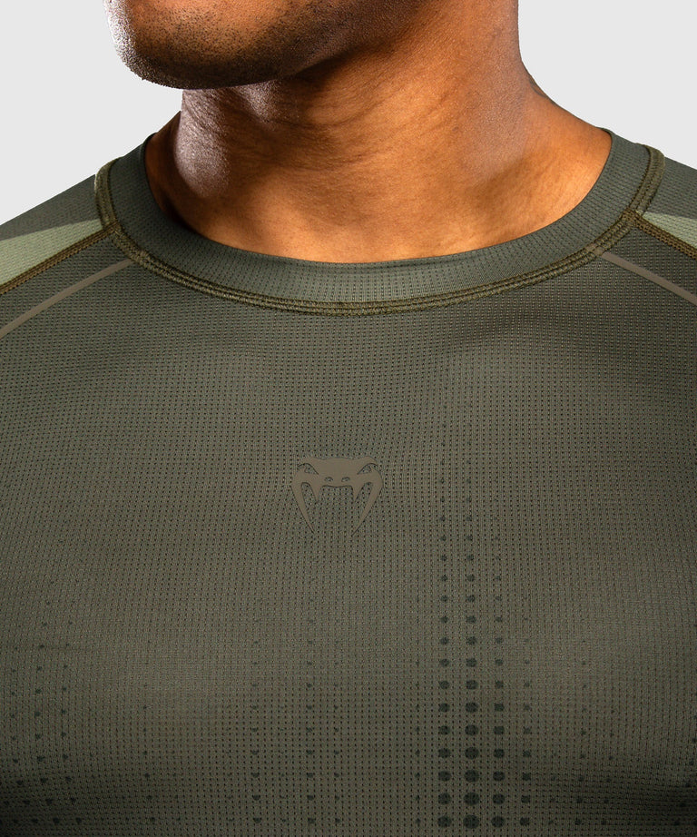 Venum Stealth Rashguard Long Sleeve Khaki/Green