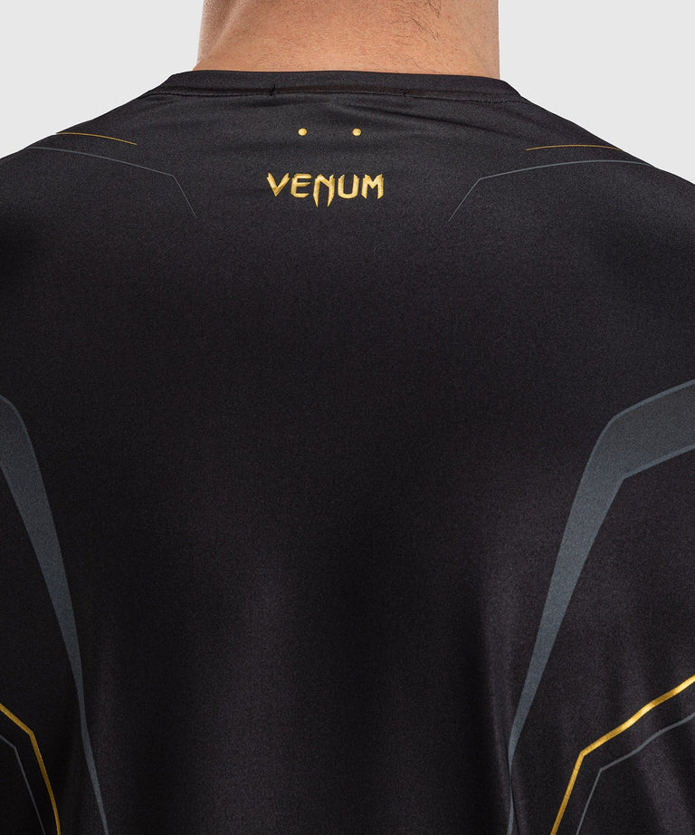 Venum Streamline Dry-Tech T-Shirt Black/Gold