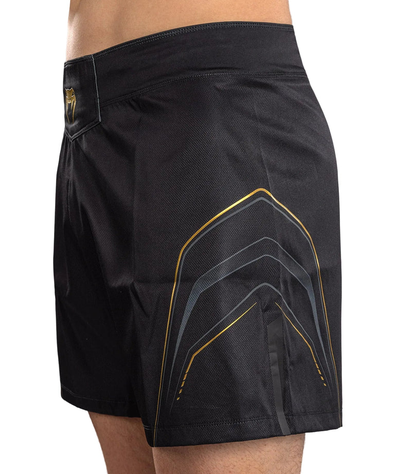 Venum Streamline Fight Shorts Black/Gold