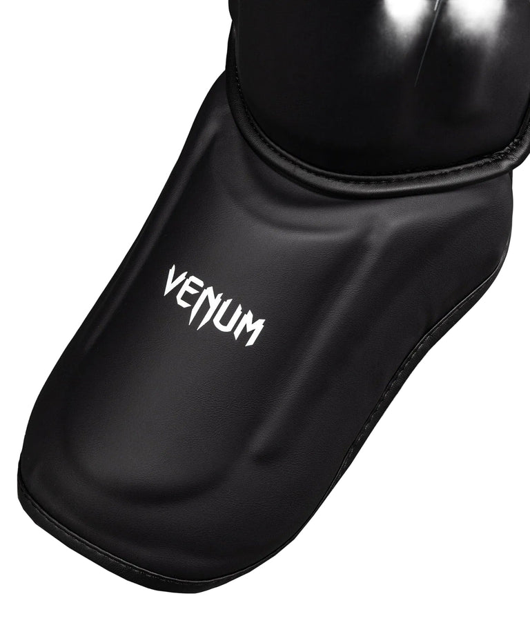 Venum Shin Guards Streamline Black/White