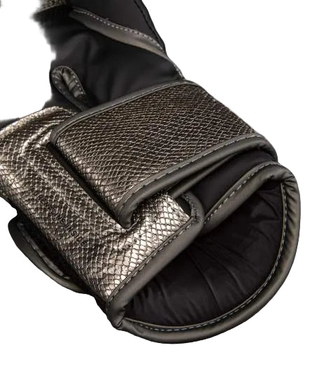 Venum Boxing Gloves Challenger 4.0 Scales Silver/Black