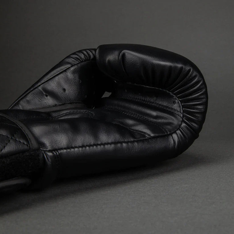 Venum Boxing Gloves Impact Classic Black
