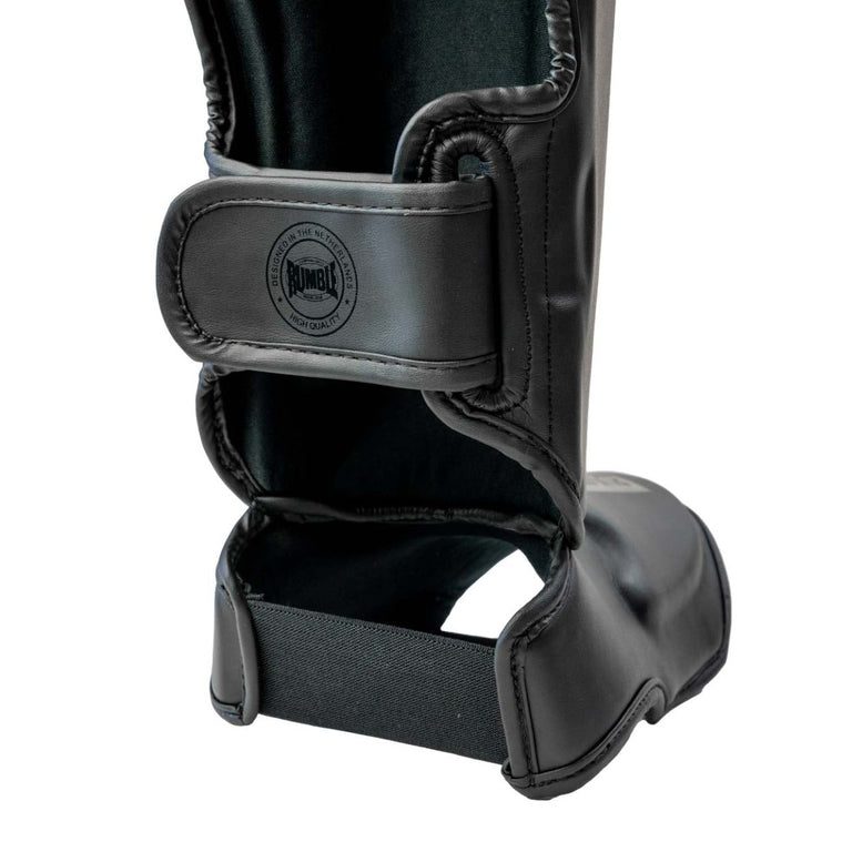 Rumble Shin guards Exclusive Black-Black 2.0