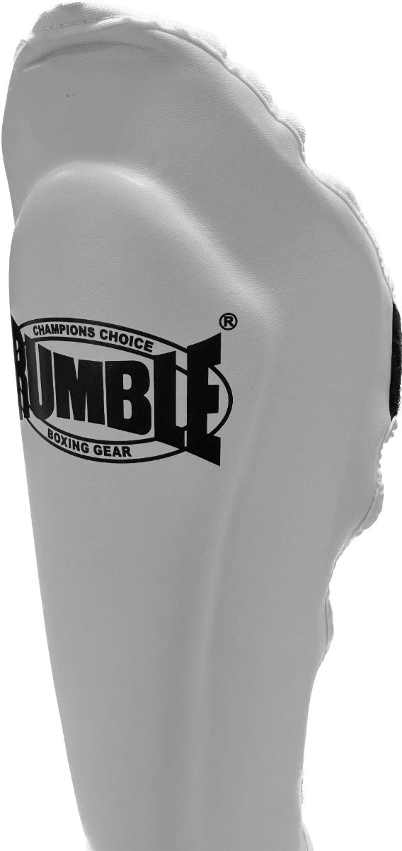 Rumble kickboxing set Boxing glove Undefeated & Rumble Shin guard Exclusive White