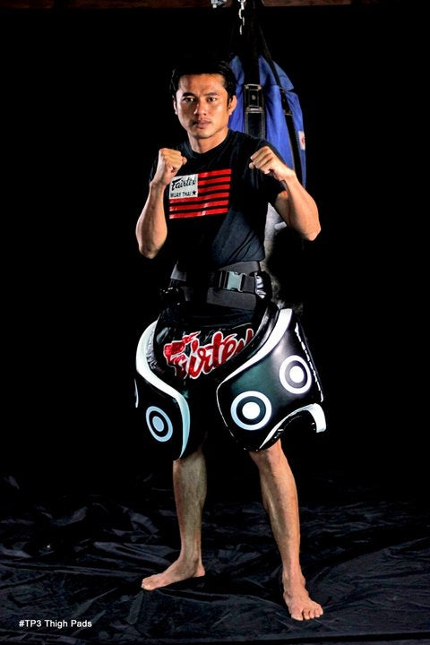 Leg Protector Fairtex Thigh pads Blue/White