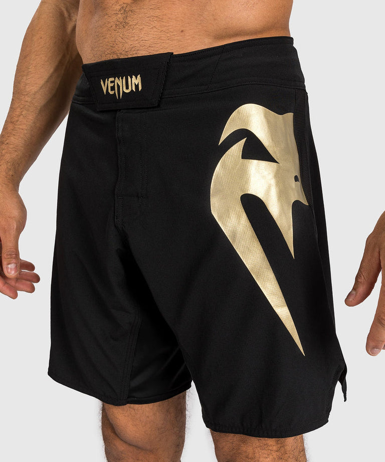 Venum Fightshort Light 5.0 Black/Gold