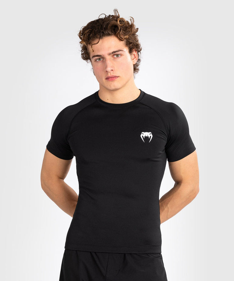 Venum Rashguard Contender Short Sleeve Black/White